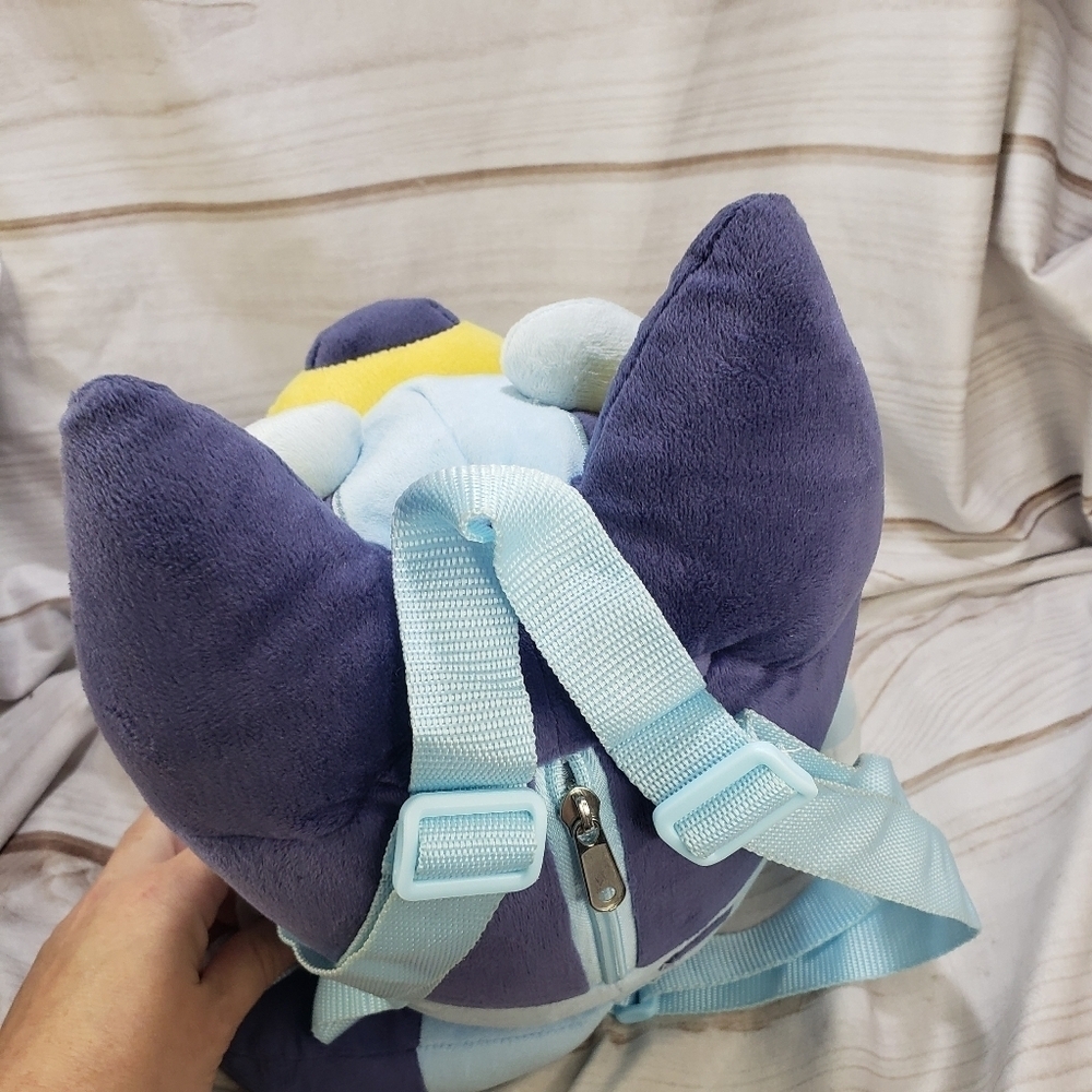 Bluey Plush Backpack Embroidered Adjustable 17 Inch 2023 - Picture 5 of 10